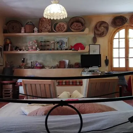Sa Domu Teresa *